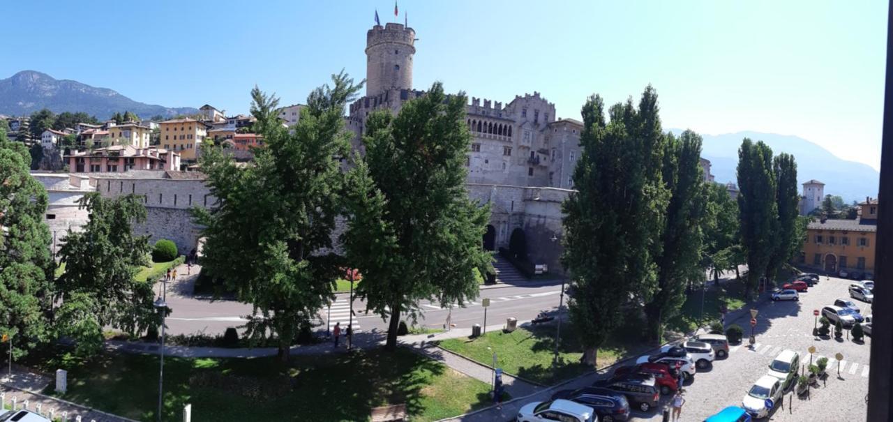 Rooms Alla Loggia Del Castello Тренто Экстерьер фото